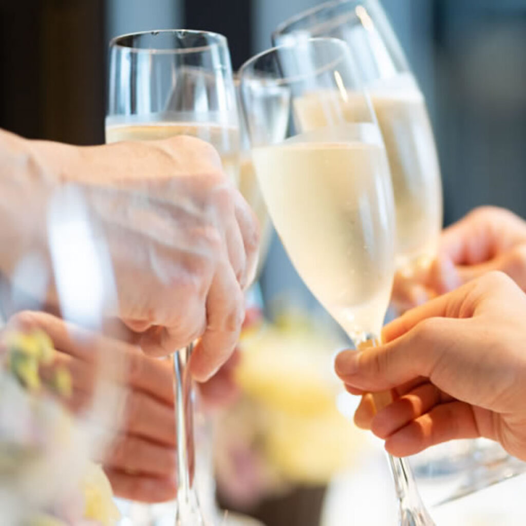 お酒のイメージ